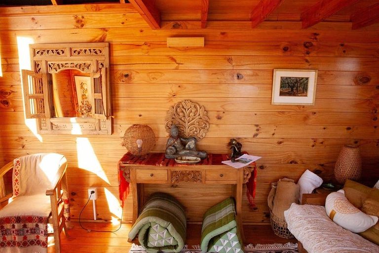 Photo of property in 132 Lone Kauri Road, Karekare, New Lynn, 0772