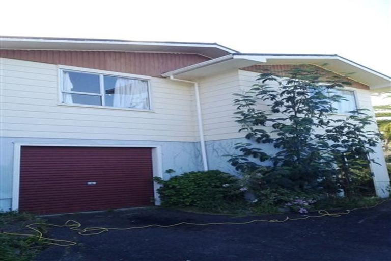 Photo of property in 58 Archmillen Avenue, Pakuranga Heights, Auckland, 2010