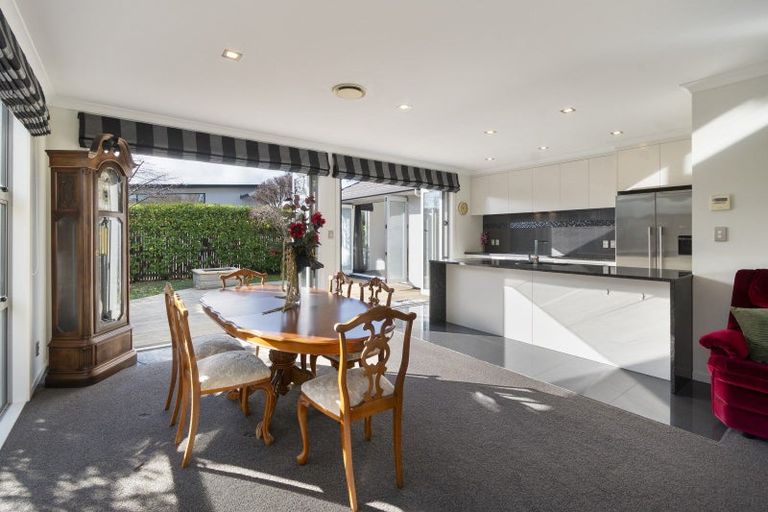Photo of property in 35 Union Street, Hokowhitu, Palmerston North, 4410