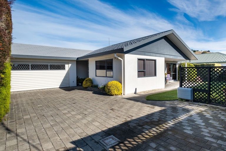 Photo of property in 50a Church Road, Taradale, Napier, 4112