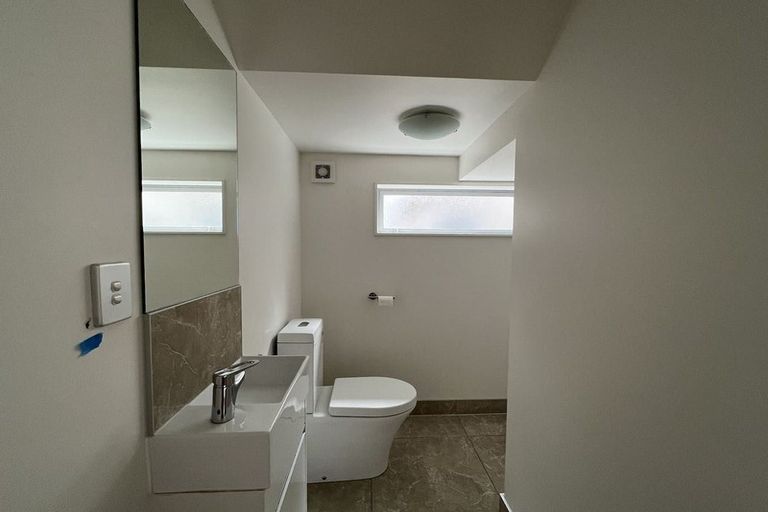 Photo of property in 16 Kira Road, Flat Bush, Auckland, 2016