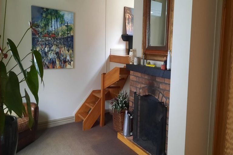 Photo of property in 7 Ascot Street, Thorndon, Wellington, 6011