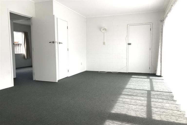 Photo of property in 8/762 Beach Road, Browns Bay, Auckland, 0630