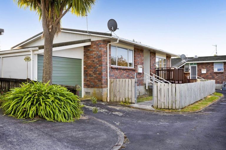 Photo of property in 141a Lemon Street, Strandon, New Plymouth, 4312