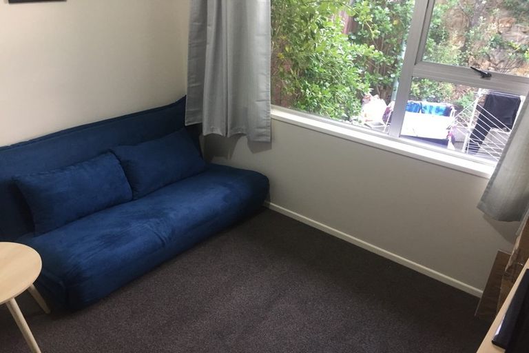 Photo of property in 2/3 Vella Street, Titahi Bay, Porirua, 5022