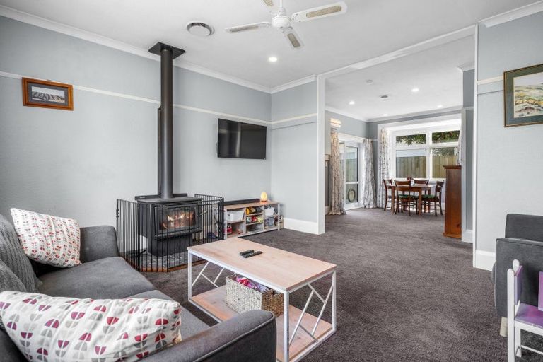 Photo of property in 31 Ayers Street, Rangiora, 7400