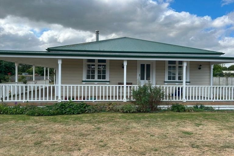 Photo of property in 8a Cotter Street, Greytown, 5712