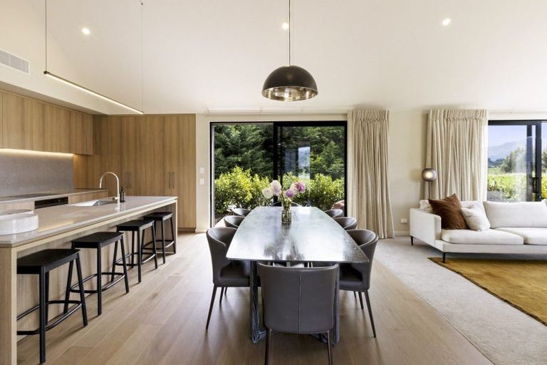 Photo of property in Kawarau Heights, 4 Carrick Lane, Lake Hayes, Queenstown, 9304