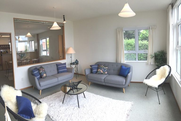 Photo of property in 13 Sunset Parade, Plimmerton, Porirua, 5026