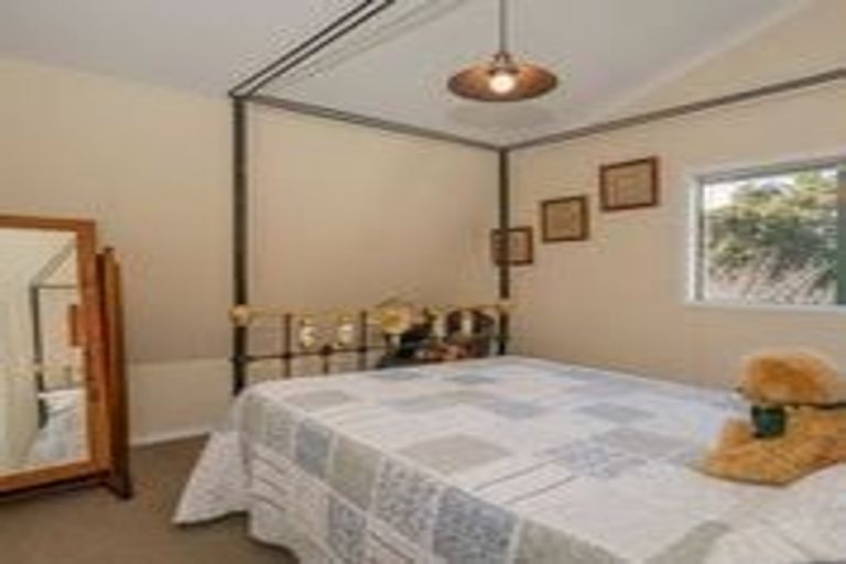 Photo of property in 11 Patton Place, Tairua, 3508