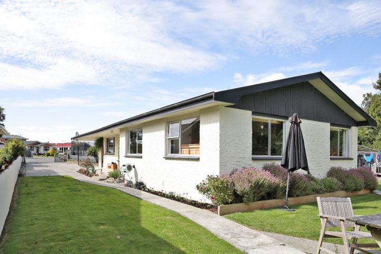 Photo of property in 68 Hillary Street, Winton, 9720