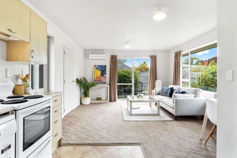 Photo of property in 4/373 Main Road North, Redwood, Christchurch, 8051