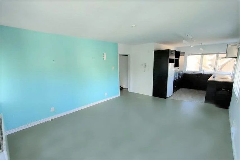 Photo of property in Iona Towers, 102/140 Abel Smith Street, Te Aro, Wellington, 6011