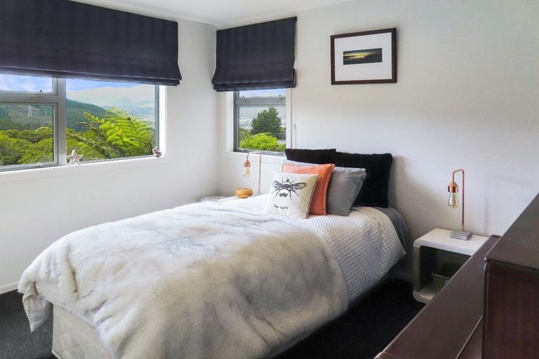 Photo of property in 29 Mcewen Crescent, Riverstone Terraces, Upper Hutt, 5018