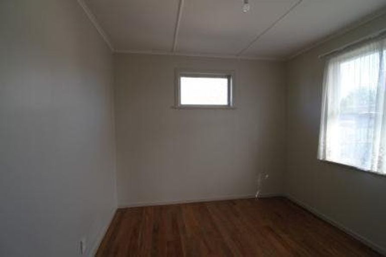 Photo of property in 94 Caravelle Close, Mangere, Auckland, 2022