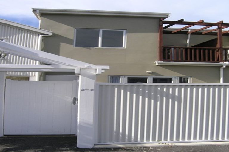 Photo of property in 2/7 Henry Street, Kilbirnie, Wellington, 6022