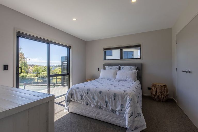 Photo of property in 80 Kahotea Drive, Motuoapa, 3382