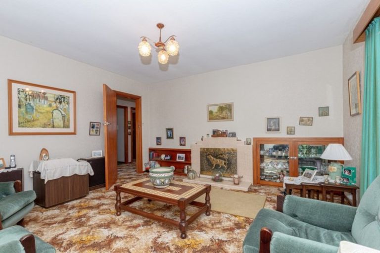 Photo of property in 75 Withells Road, Avonhead, Christchurch, 8042