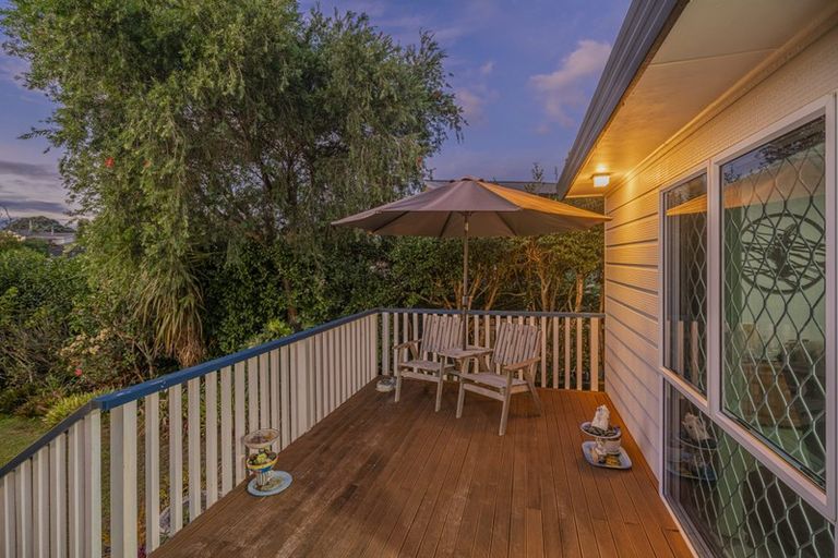 Photo of property in 12 Marina Way, Athenree, Katikati, 3177