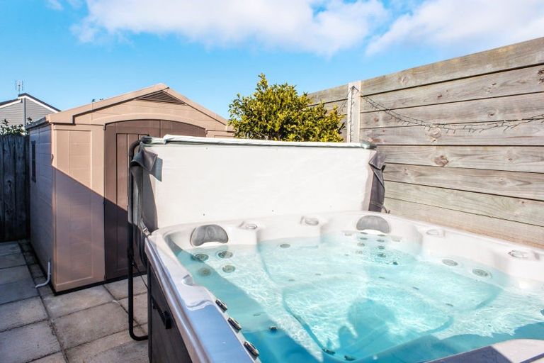 Photo of property in 66 Fishermans Drive, Coastlands, Whakatane, 3120
