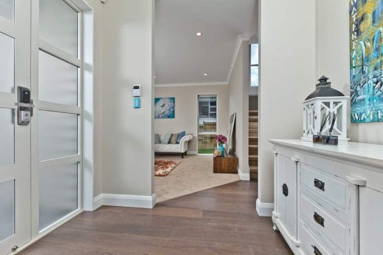 Photo of property in 41 Cilliers Drive, Silverdale, 0932