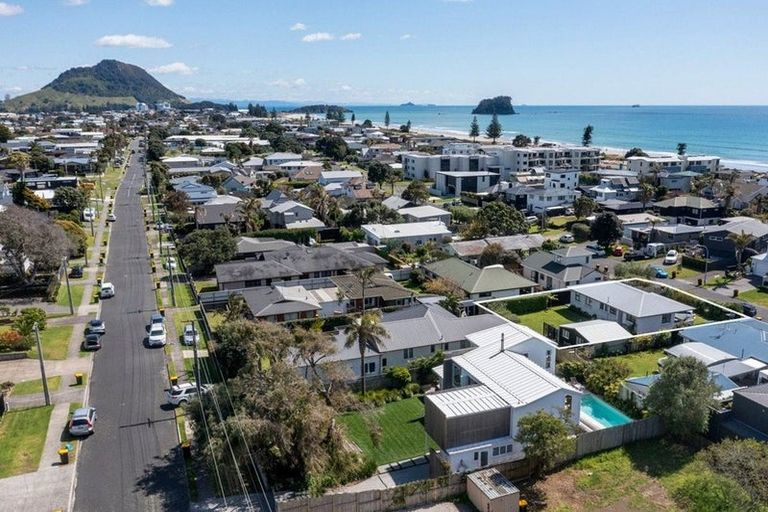Photo of property in 18 Gordon Road, Mount Maunganui, 3116