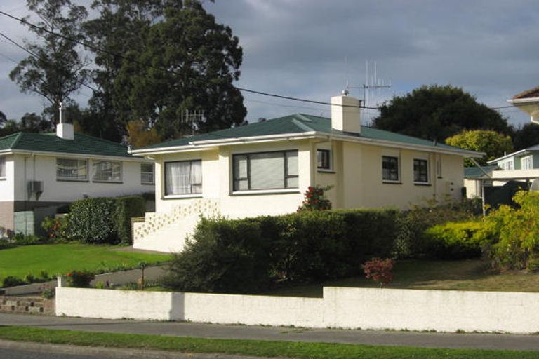 Photo of property in 6 Oxford Street, Holmes Hill, Oamaru, 9401