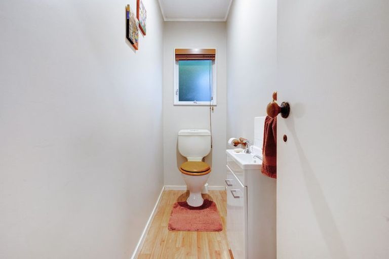 Photo of property in 37 Charlotte Street, Stanmore Bay, Whangaparaoa, 0932