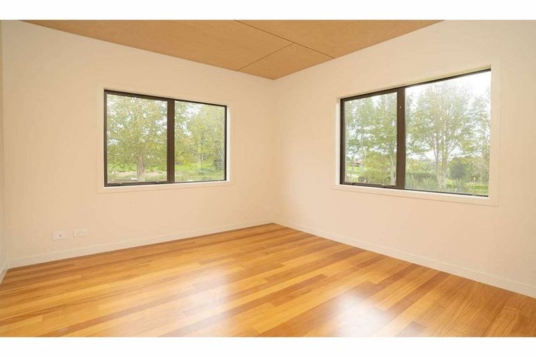 Photo of property in 16 Pa Road, Kerikeri, 0230