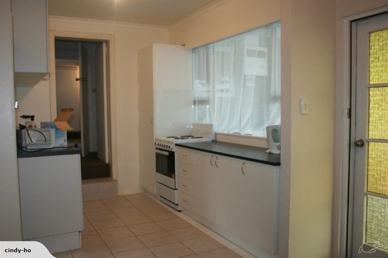 Photo of property in 1 Lynn Road, Bayview, Auckland, 0629