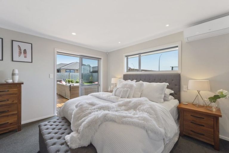 Photo of property in 22 Helen June Avenue, Flagstaff, Hamilton, 3210