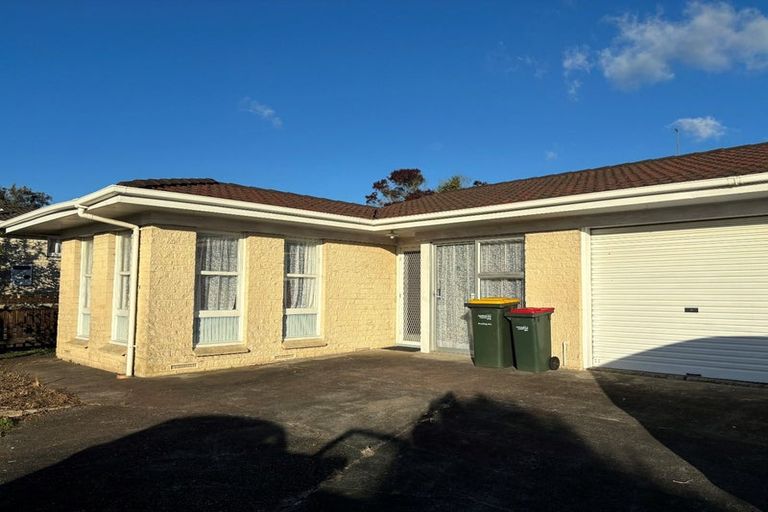 Photo of property in 1/32 Park Estate Road, Rosehill, Papakura, 2113
