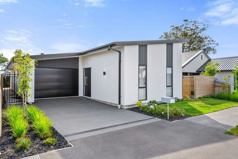 Photo of property in 26 Horoeka Street, Avonhead, Christchurch, 8042