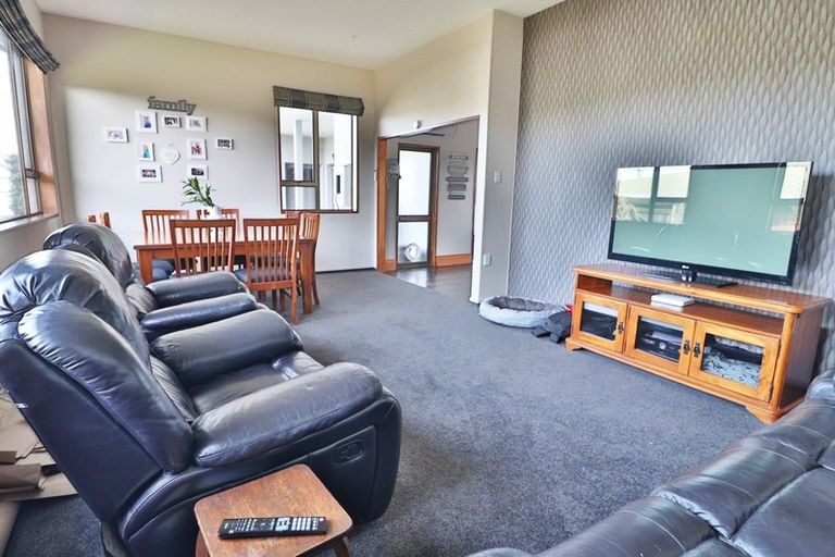 Photo of property in 32 Crombie Street, Gore, 9710