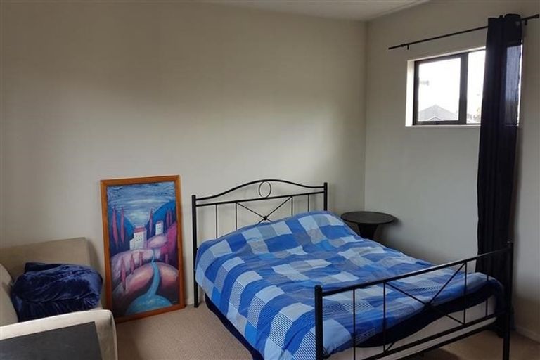 Photo of property in 60 Tiger Drive, Golflands, Auckland, 2013