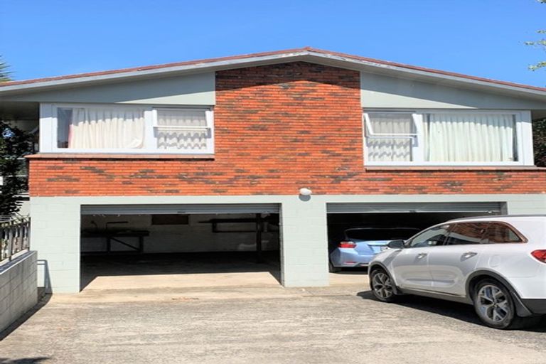 Photo of property in 31 Kensington Place, Fairfield, Hamilton, 3214