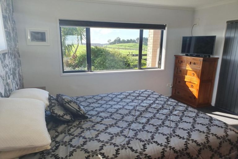 Photo of property in 1060 Carrington Road, Hurworth, New Plymouth, 4371