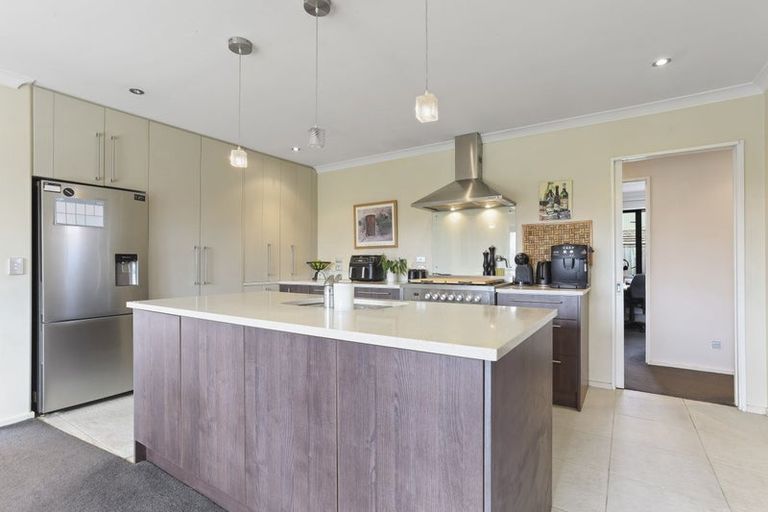Photo of property in 18 Sycamore Close, Rangiora, 7400