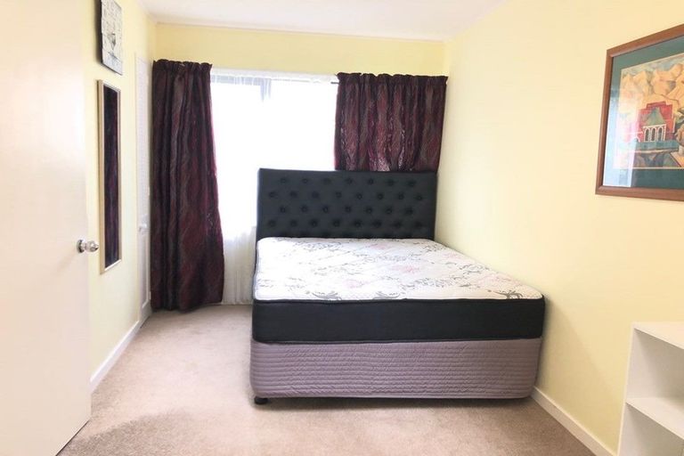 Photo of property in 2/14 Harriett Street, Thorndon, Wellington, 6011