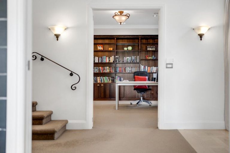 Photo of property in 1 Pearson Road, Whitford, Howick, 2571