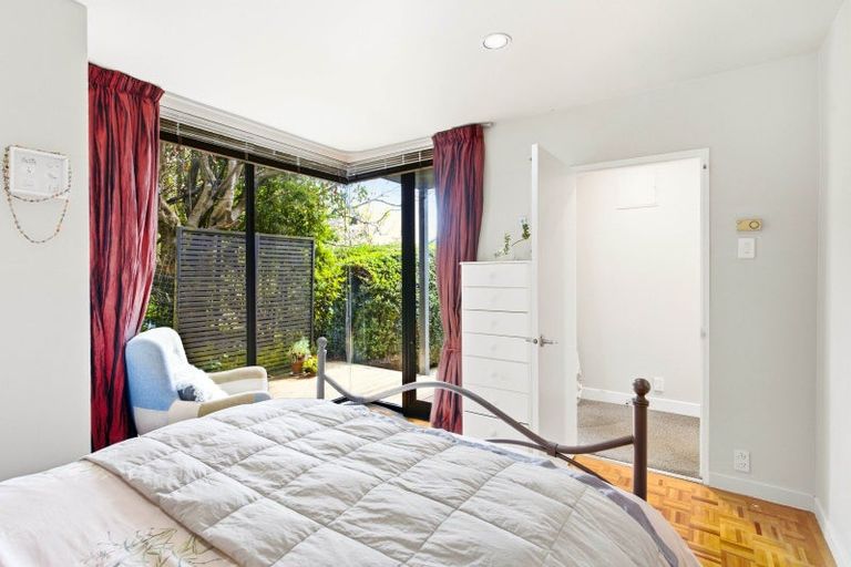 Photo of property in 33 Braeview Crescent, Maori Hill, Dunedin, 9010