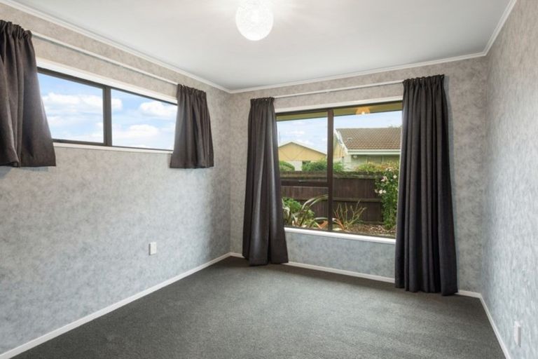 Photo of property in 8 Guise Lane, Hillmorton, Christchurch, 8025