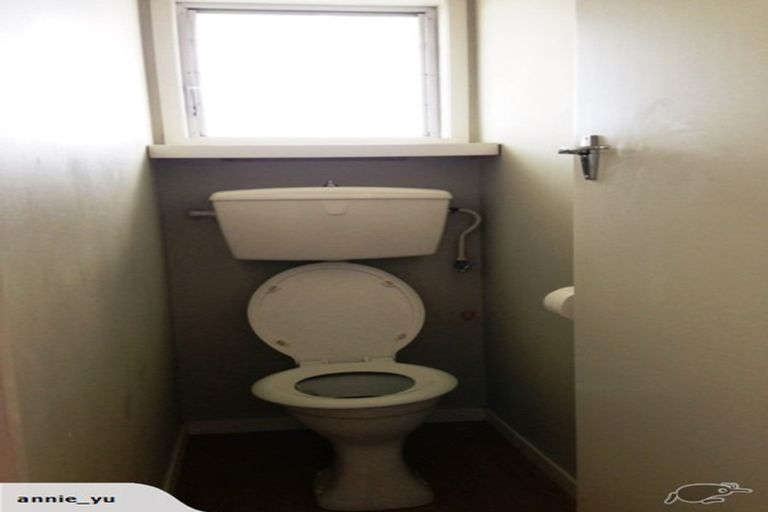 Photo of property in 2/38 Corunna Road, Milford, Auckland, 0620