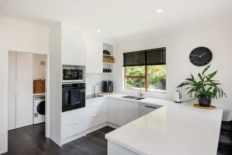 Photo of property in 23 Sutherland Crescent, Westbrook, Palmerston North, 4412