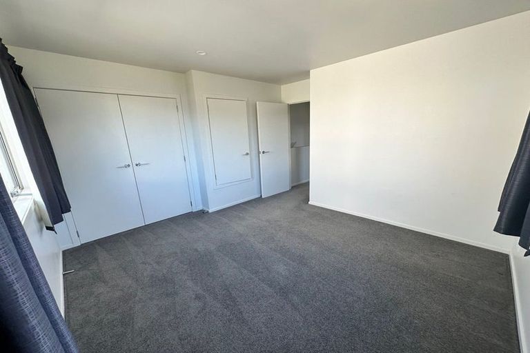 Photo of property in 30 Barber Grove, Moera, Lower Hutt, 5010