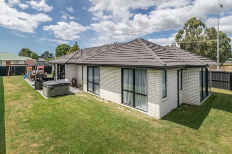 Photo of property in 186 Johns Road, Rangiora, 7400