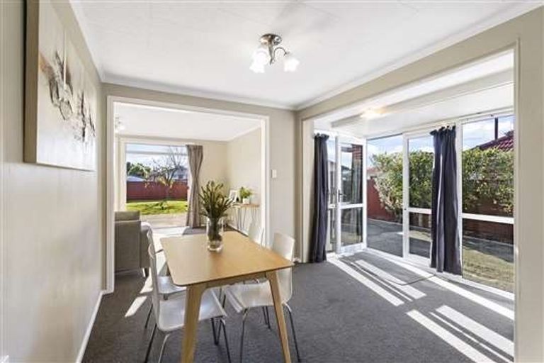 Photo of property in 272 Waterloo Road, Hornby, Christchurch, 8042