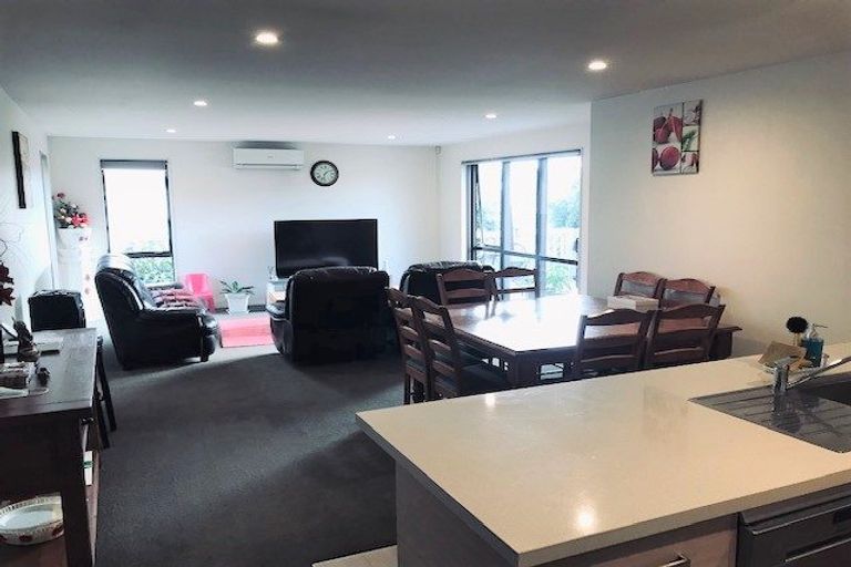 Photo of property in 4 Rooseville Mews, Pukekohe, 2120