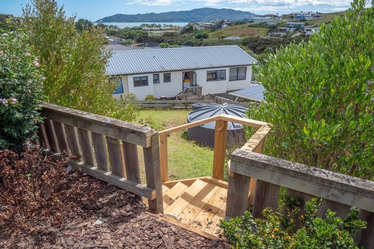 Photo of property in 3 Frangipani Street, Cable Bay, 0420