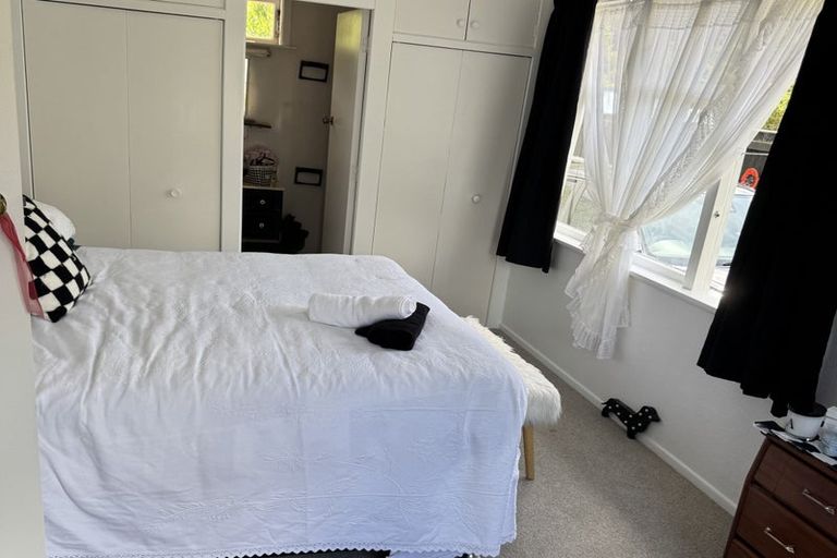 Photo of property in 33 Black Beech Street, Birchville, Upper Hutt, 5018